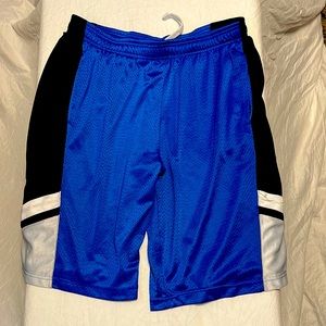 Men’s basketball shorts